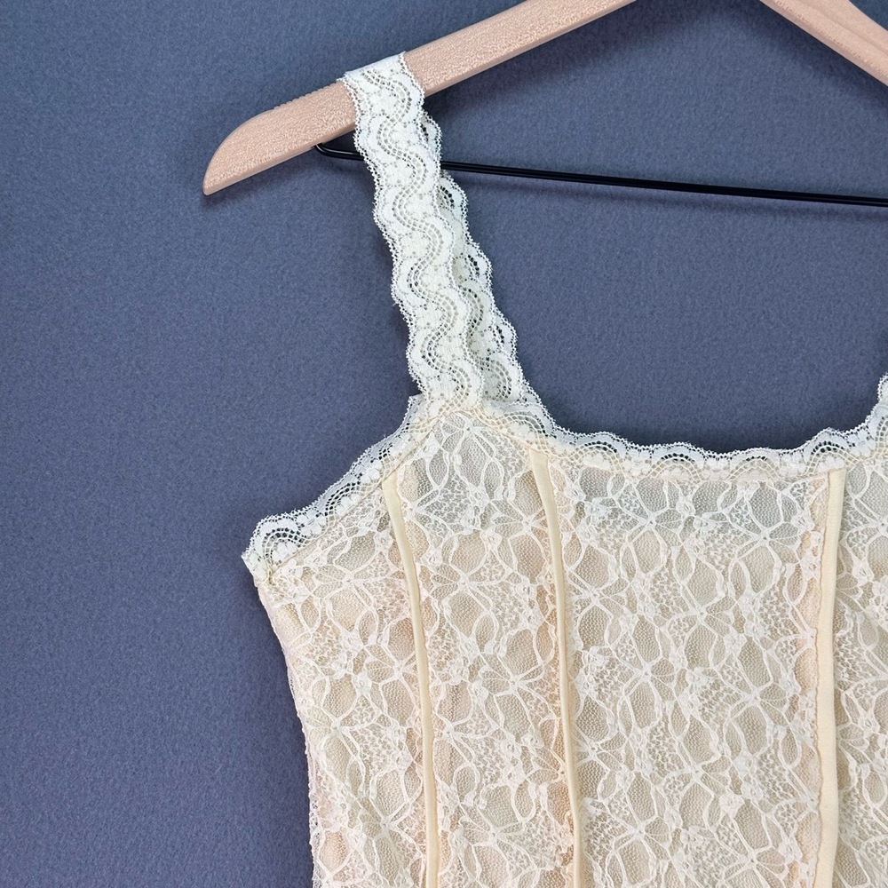 Romantic Lace Tank‎ Top Cream Nude Lined Cami Blouse Feminine Chic Size Med - Picture 6 of 12